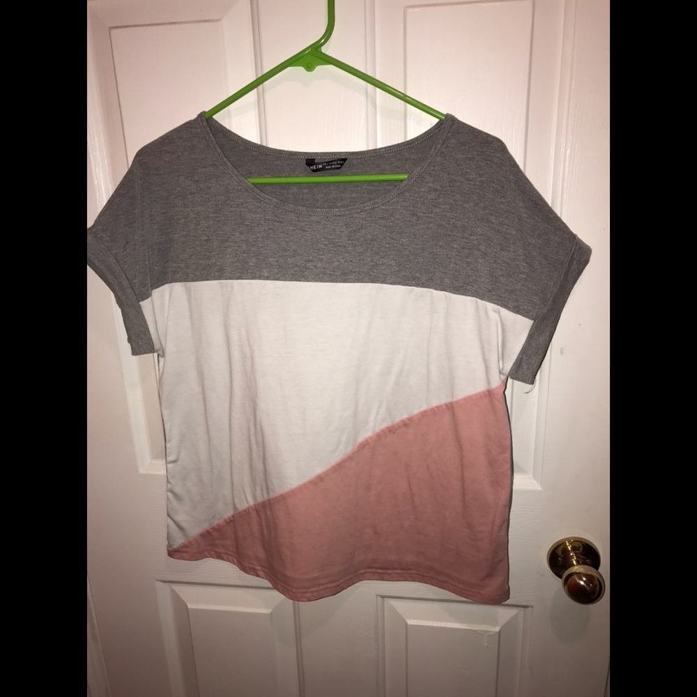 Women’s shirt - size medium